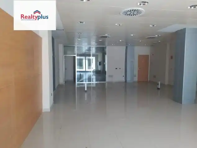 Business premises for sale in Avenida Avenida de las Esclaves 10, imagen 5