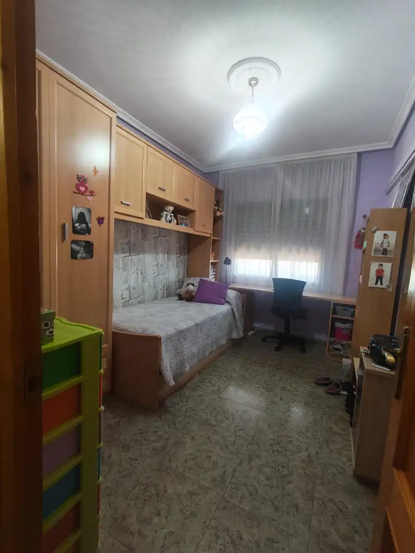 Dormitori de Casa o xalet en venda en Burujón amb Aire condicionat, Calefacció i Jardí privat