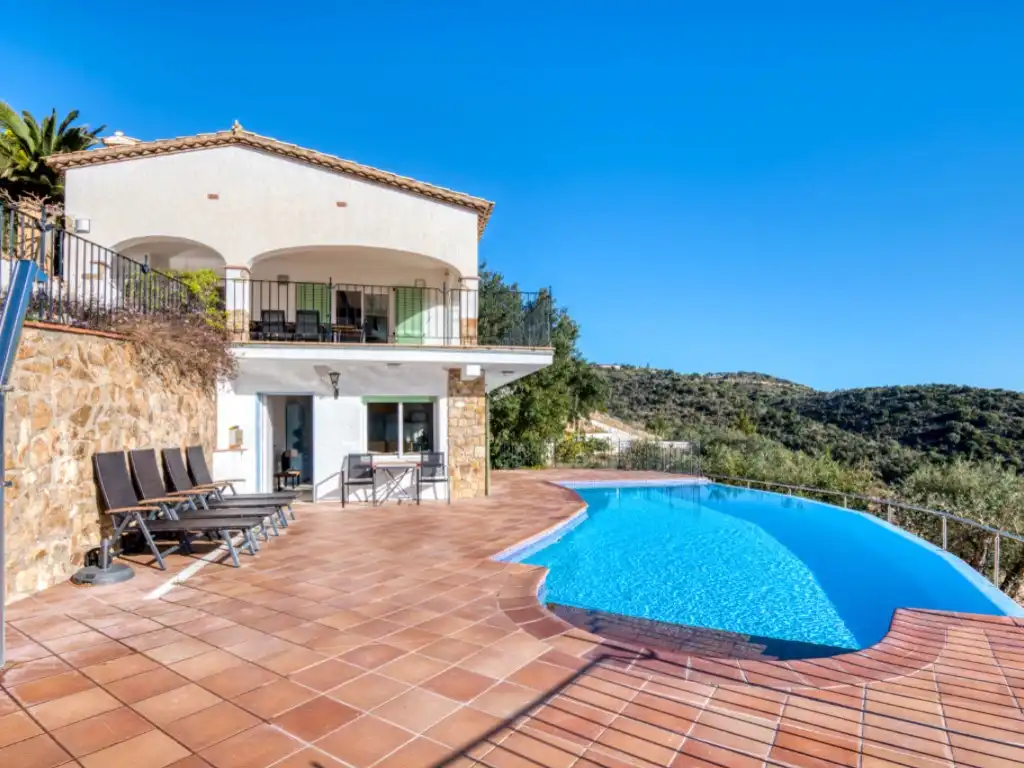 Casa amb piscina en venda a Carrer Herentale 74, imagen 3
