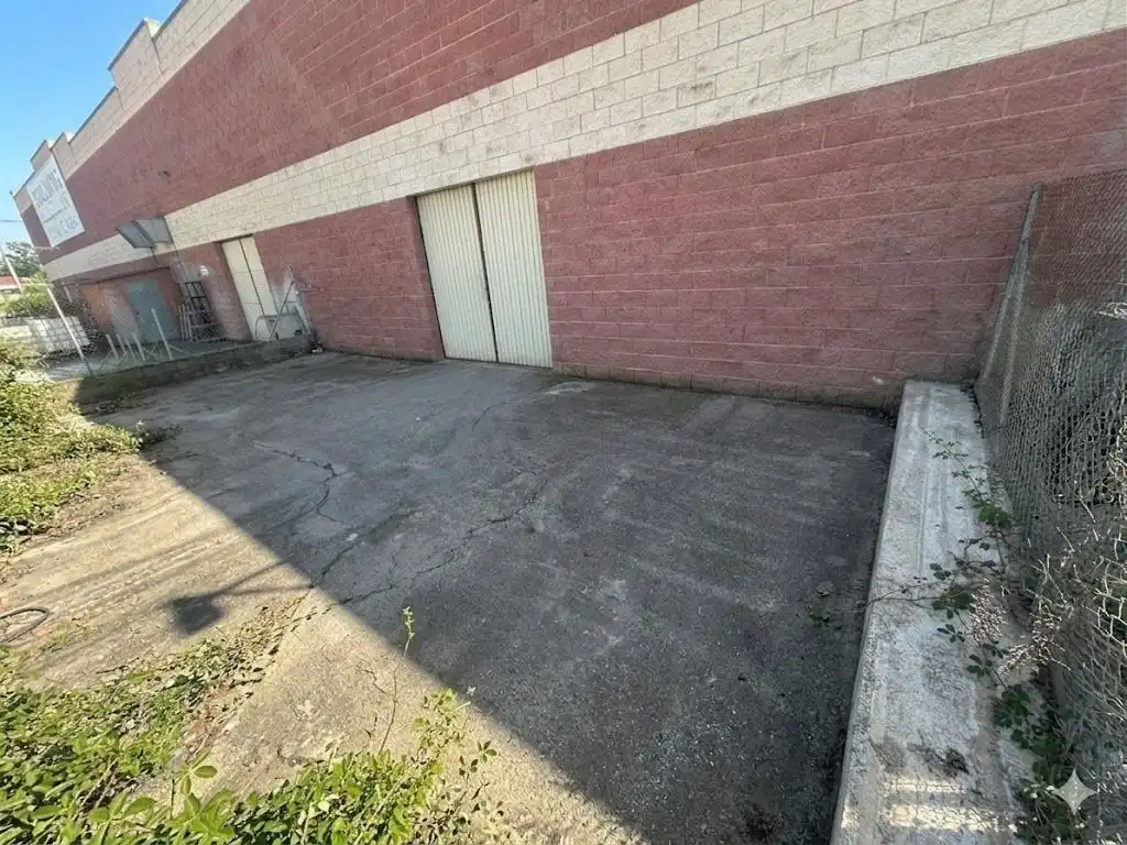 Aparcament de Nau industrial de lloguer en Bellpuig