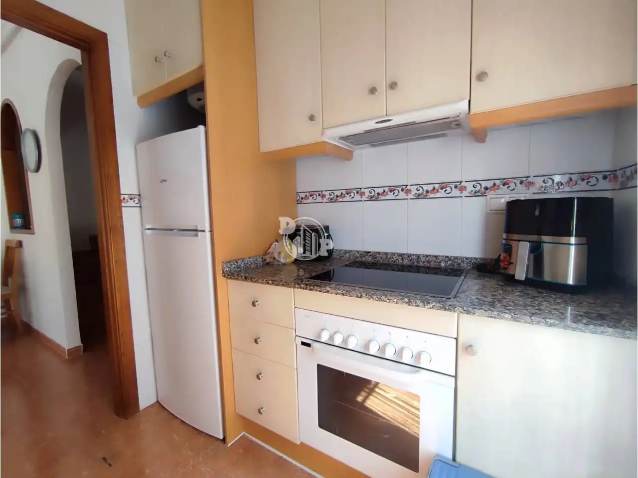 Casa pareada con piscina en venta en Calle Laguna de Sariñena, imagen 2
