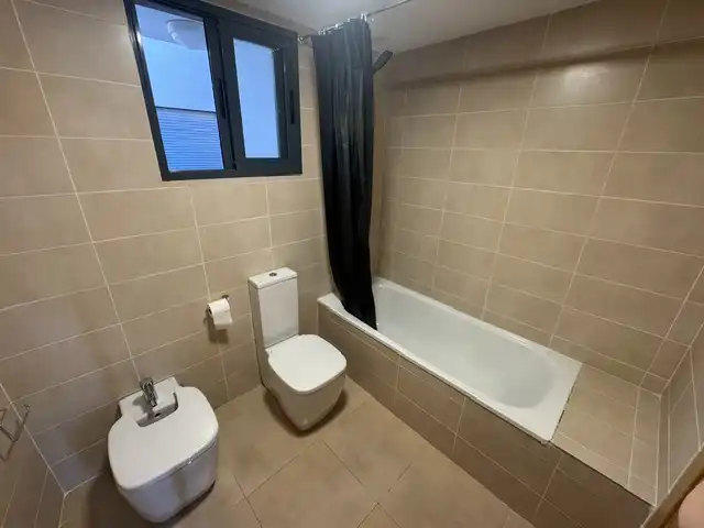 Bathroom of Flat for sale in L'Alcora  with Air Conditioner, Parquet flooring and Furnished