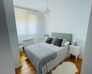 Bedroom of Flat to rent in Rasines