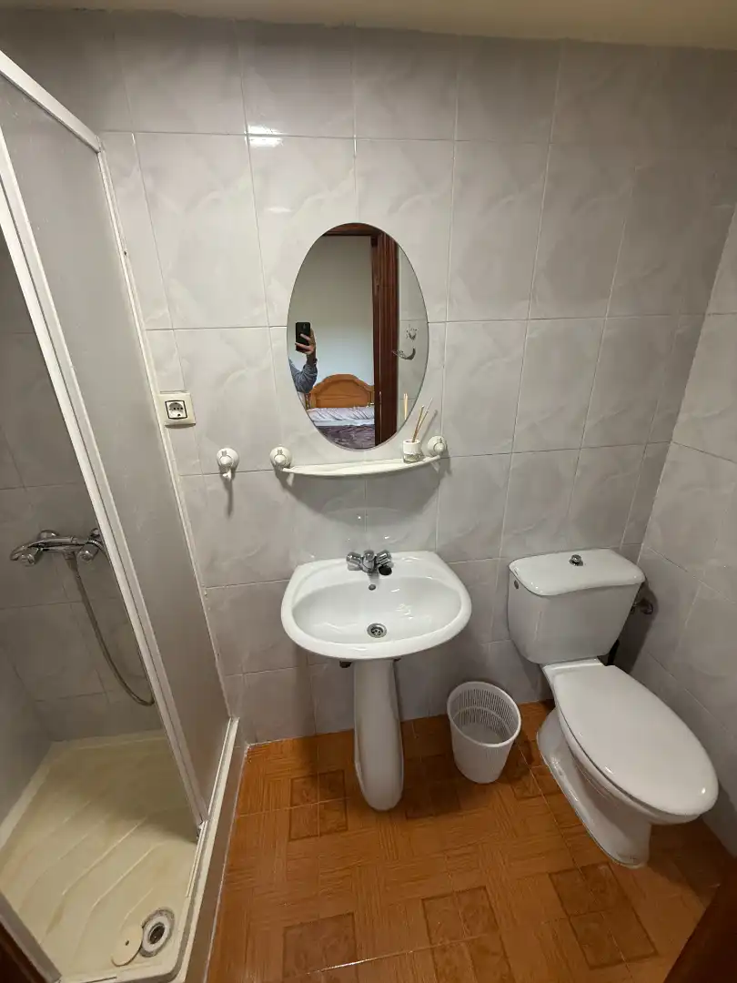 Bany de Edifici en venda en Siero amb Alarma