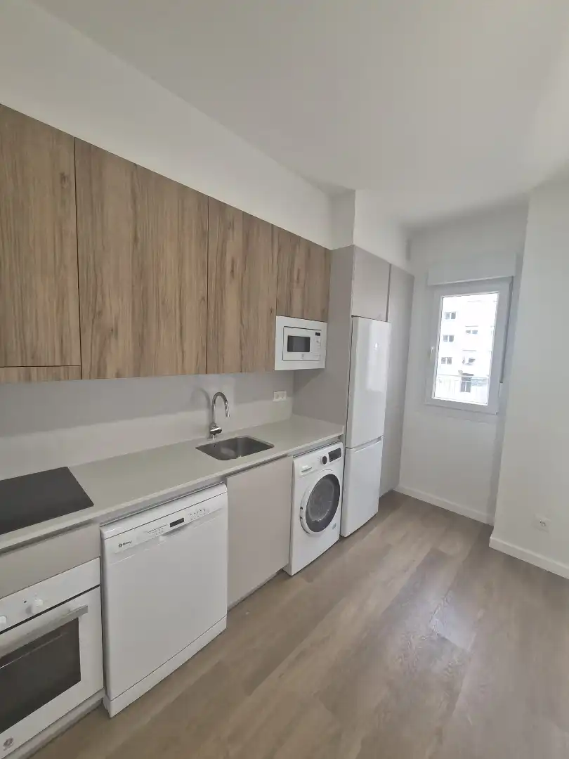 Apartament de lloguer a Calle Caleiro, 28, El Carbayedo - El Quirinal