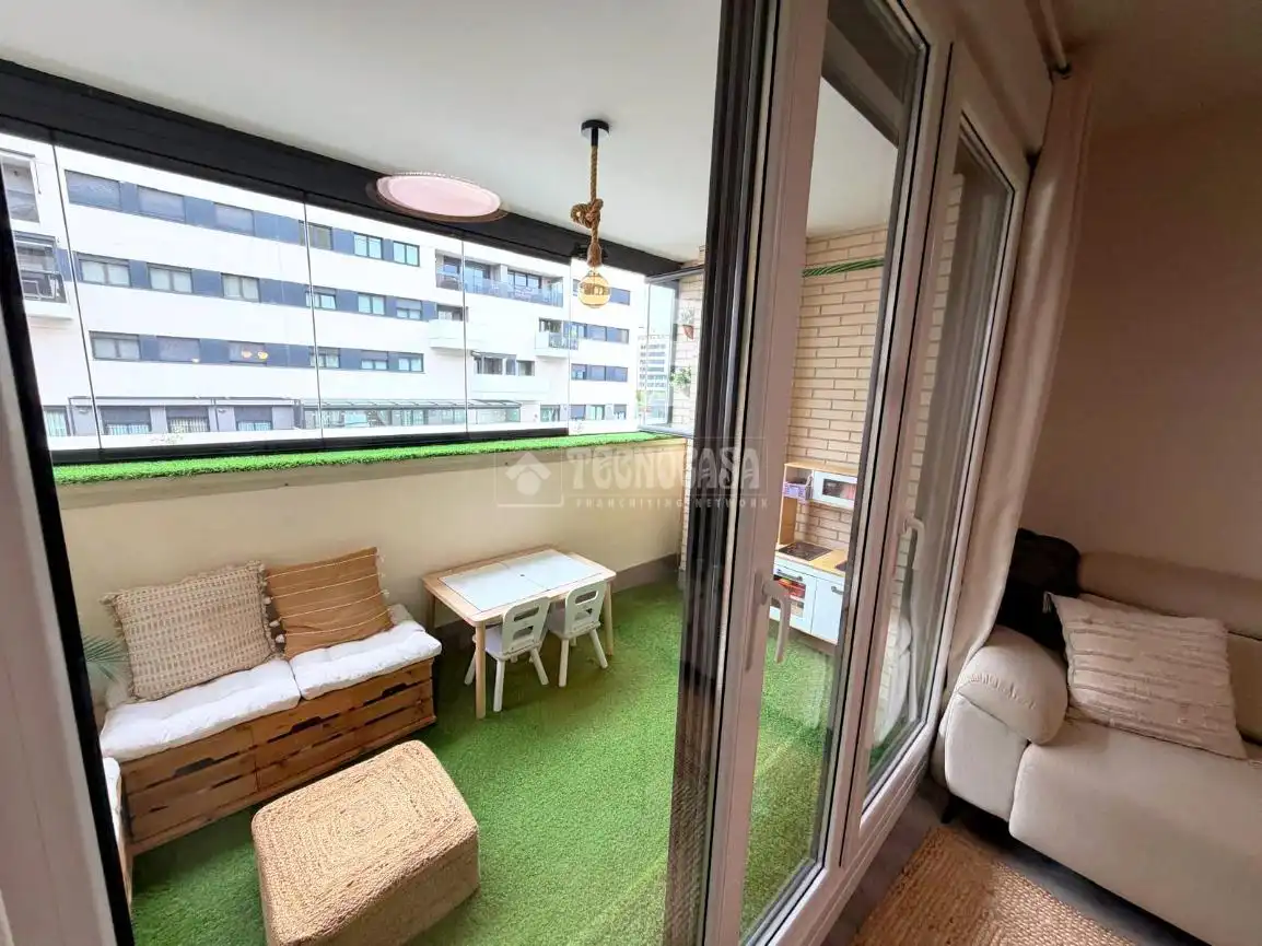 Balcony of Flat for sale in Madrid  with Air Conditioner, Heating and Terrace
