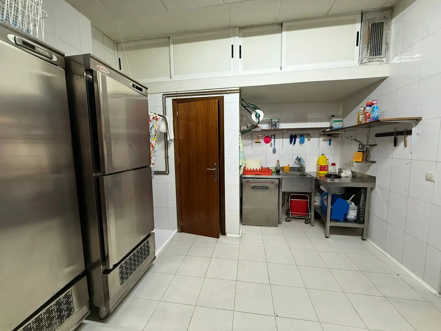 Kitchen of Commercial properties for sale in Socuéllamos  with Air Conditioner, Heating and Furnished