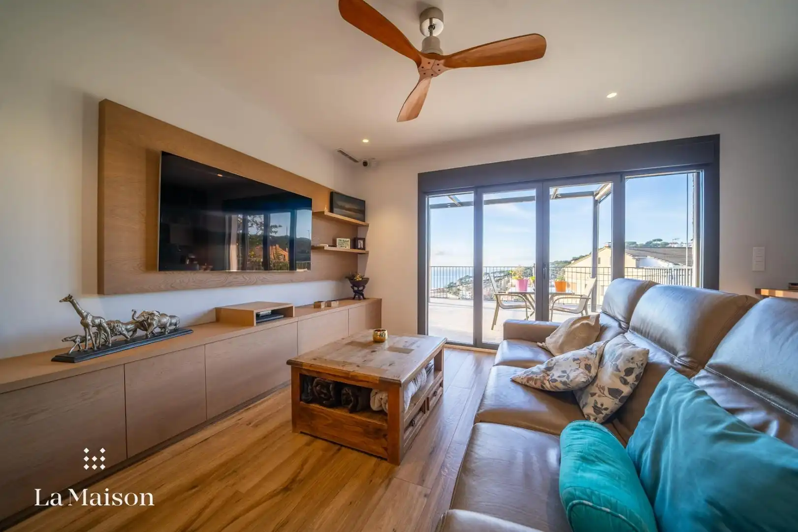 Sala de estar de Casa o chalet en venta en Caldes d'Estrac con Aire acondicionado, Calefacción y Jardín privado