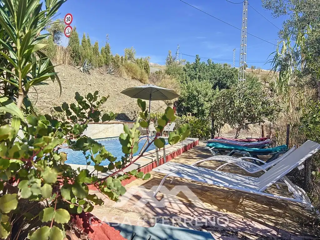 Houses for sale in Camino de Cuesta Bravo, Sedella