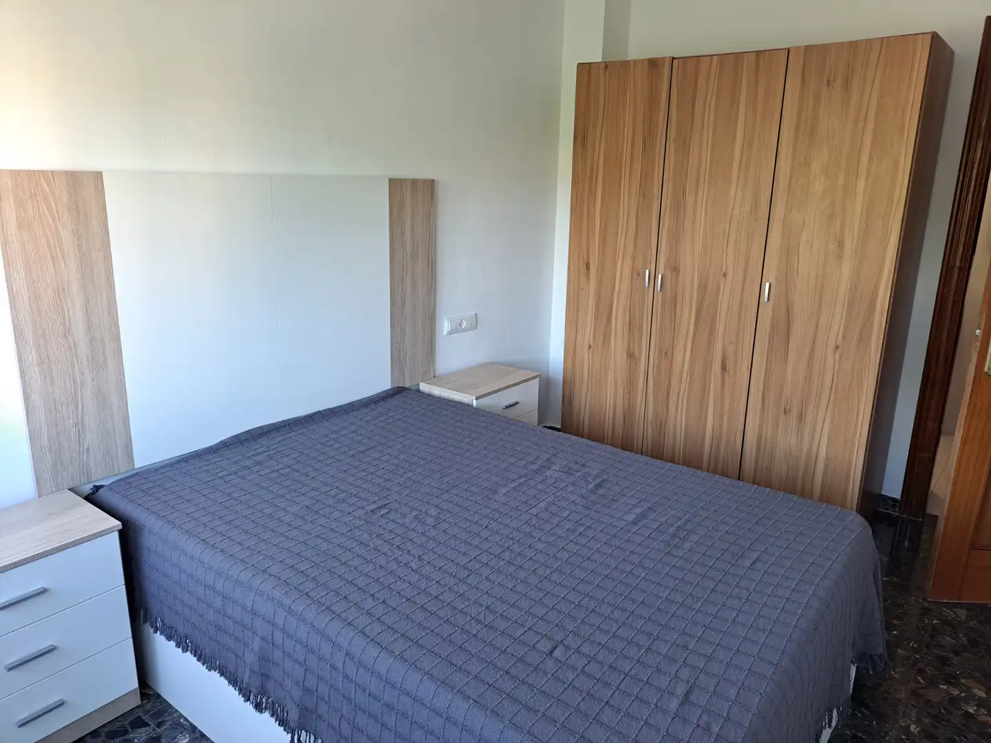 Habitación de Piso de alquiler en Armilla con Amueblado, Lavadora y Microondas