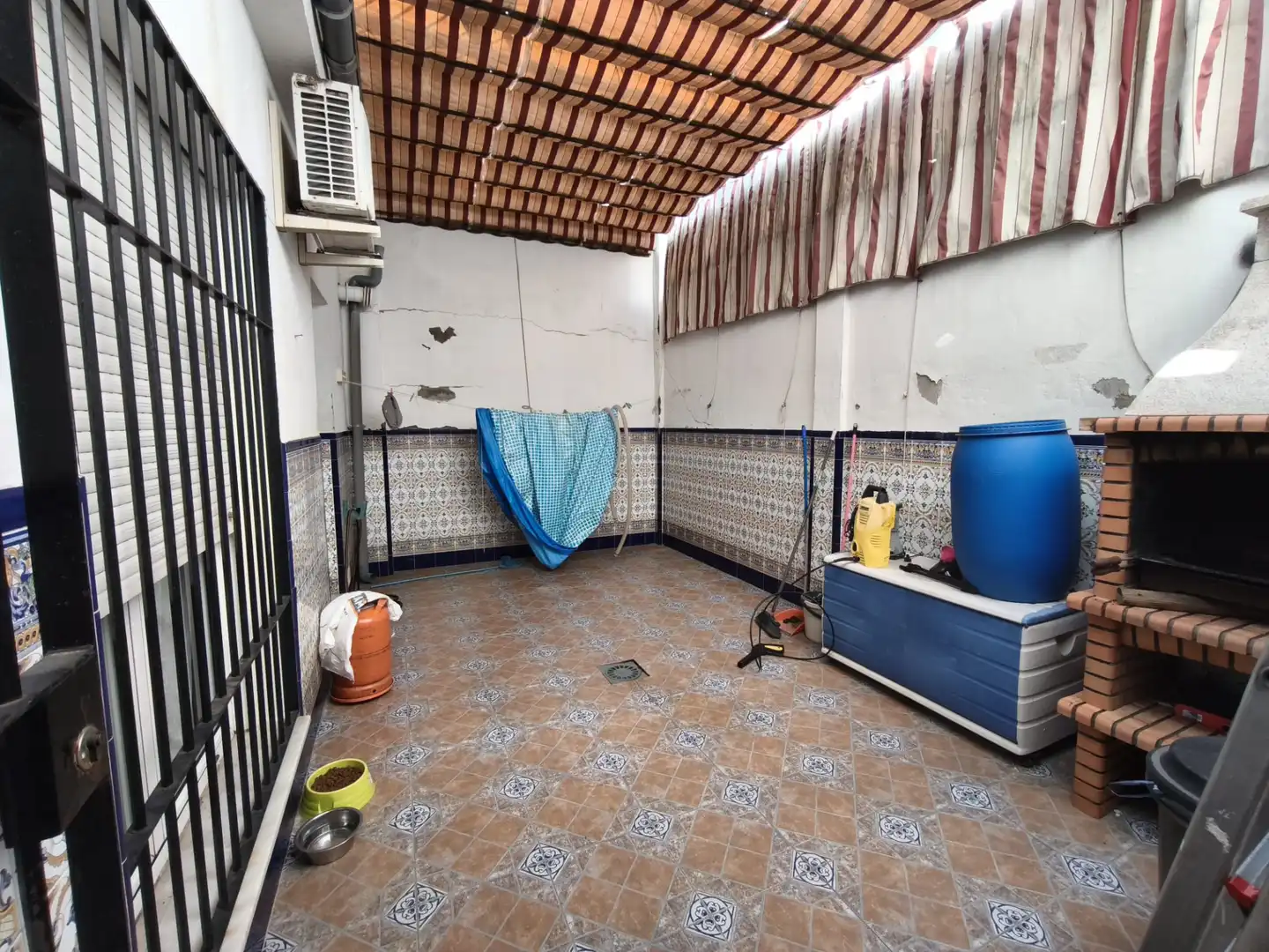 Casa adosada en venda en Mairena del Alcor amb Aire condicionat i Moblat