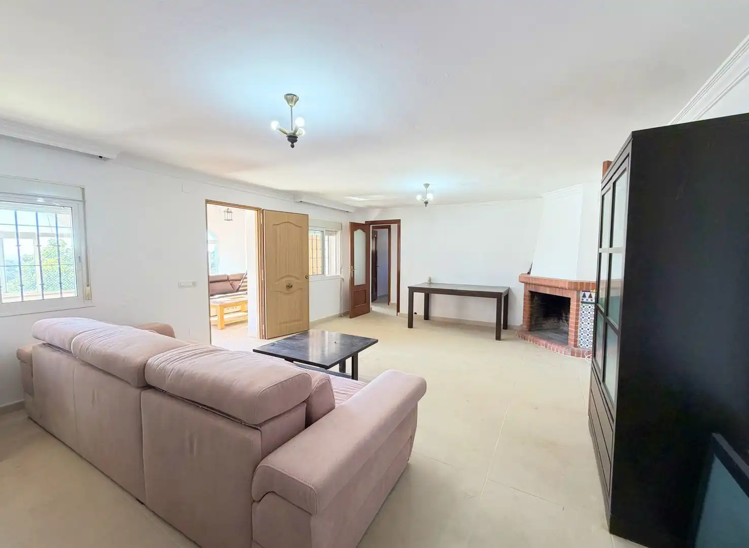 House with pool for sale in Avenida España, imagen 4
