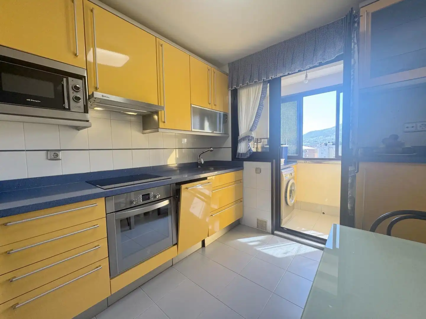 Kitchen of Apartments for sale in Oviedo 