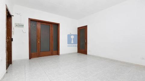 Foto 2 de Piso en venta en De Azorin, Can Palet, Barcelona