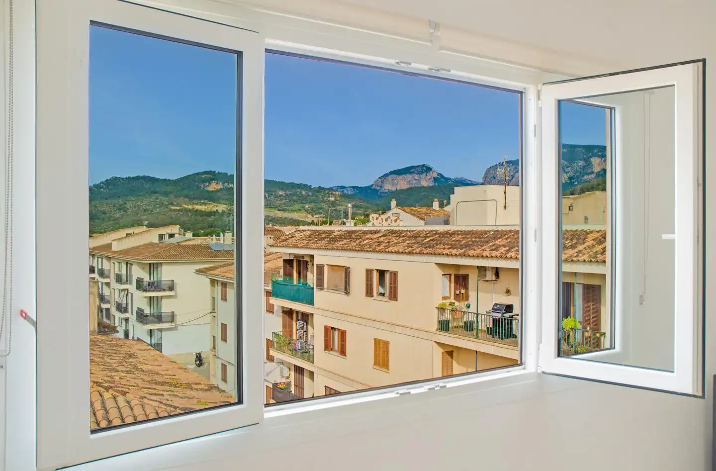 Vista exterior de Piso en venta en Lloseta con Aire acondicionado y Terraza