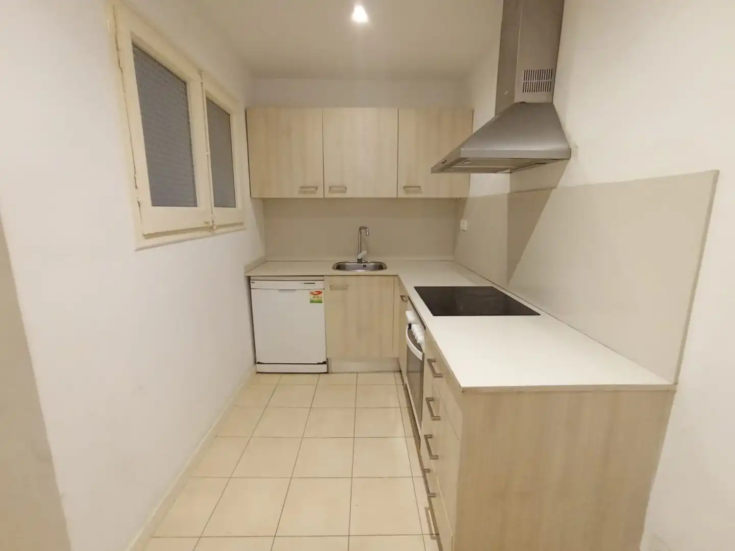 Cocina de Piso en venta en Barcelona con Calefacción y Horno