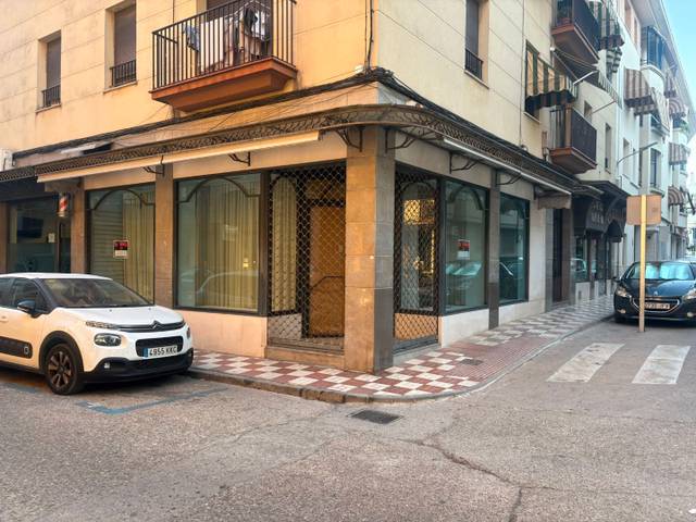 Local comercial en Venta en Calle Antonio Gala, 6 en Montilla
