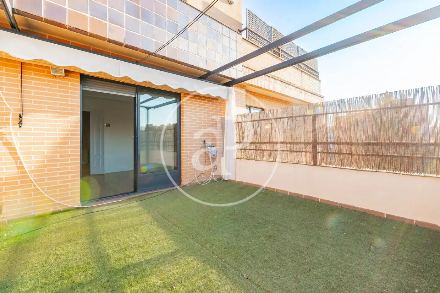 Terrasse von Wohnung zum Verkauf in La Moraleja mit Klimaanlage, Heizung und Privatgarten