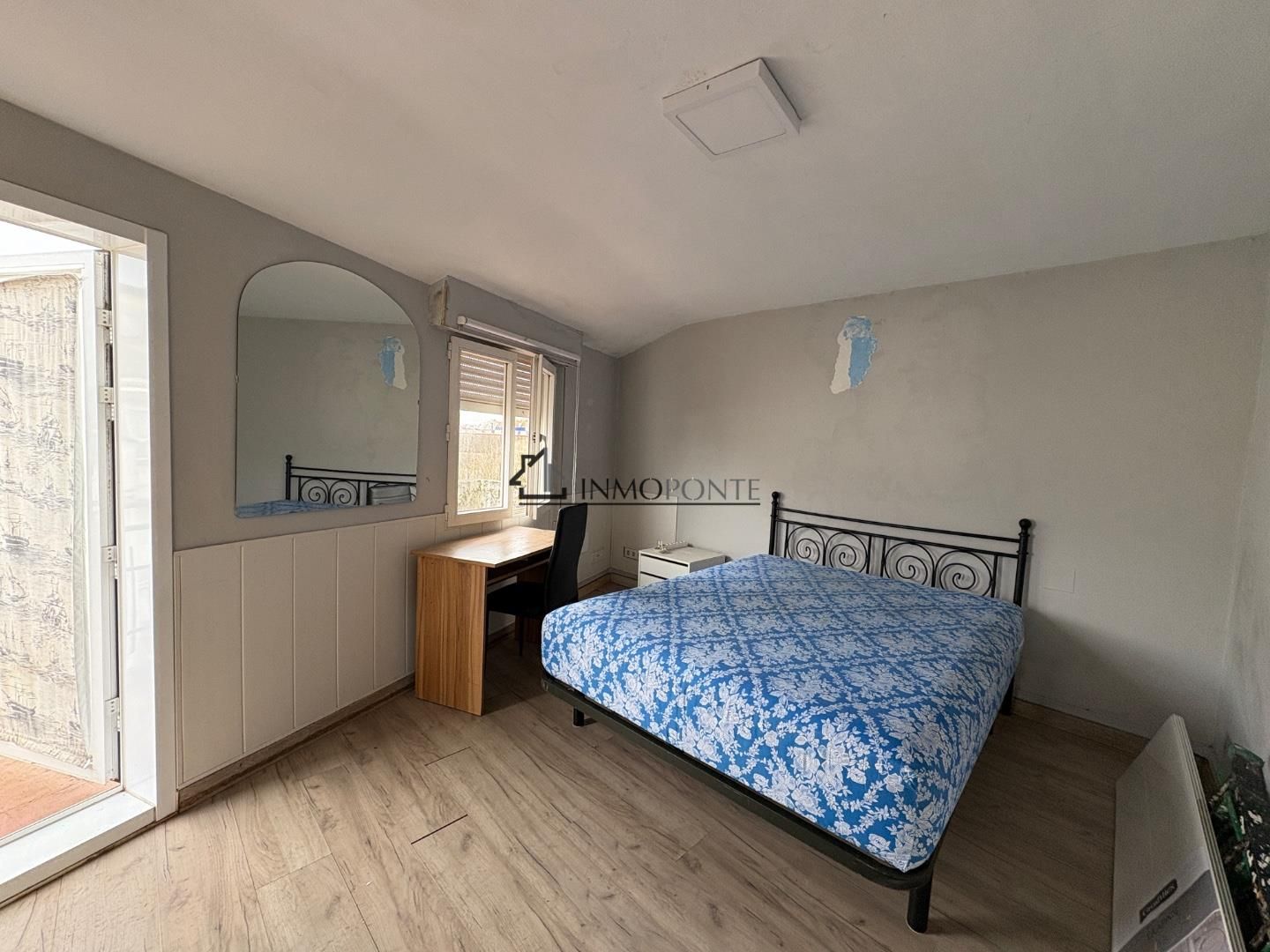 Bedroom of Flat for sale in Pontevedra Capital 
