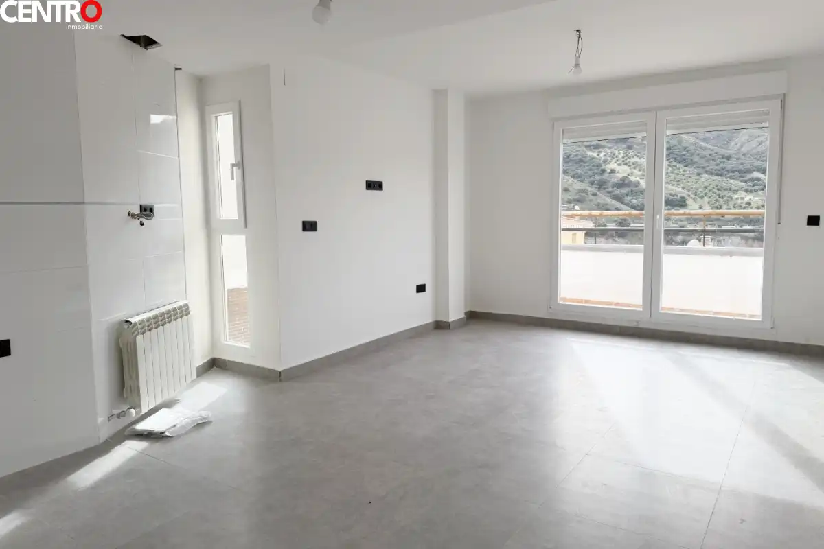 Sala de estar de Piso en venta en La Zubia con Aire acondicionado, Calefacción y Jardín privado