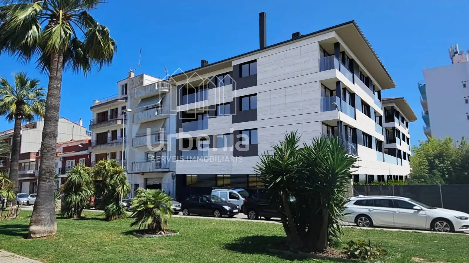 Vista exterior de Pis en venda en Pineda de Mar amb Terrassa