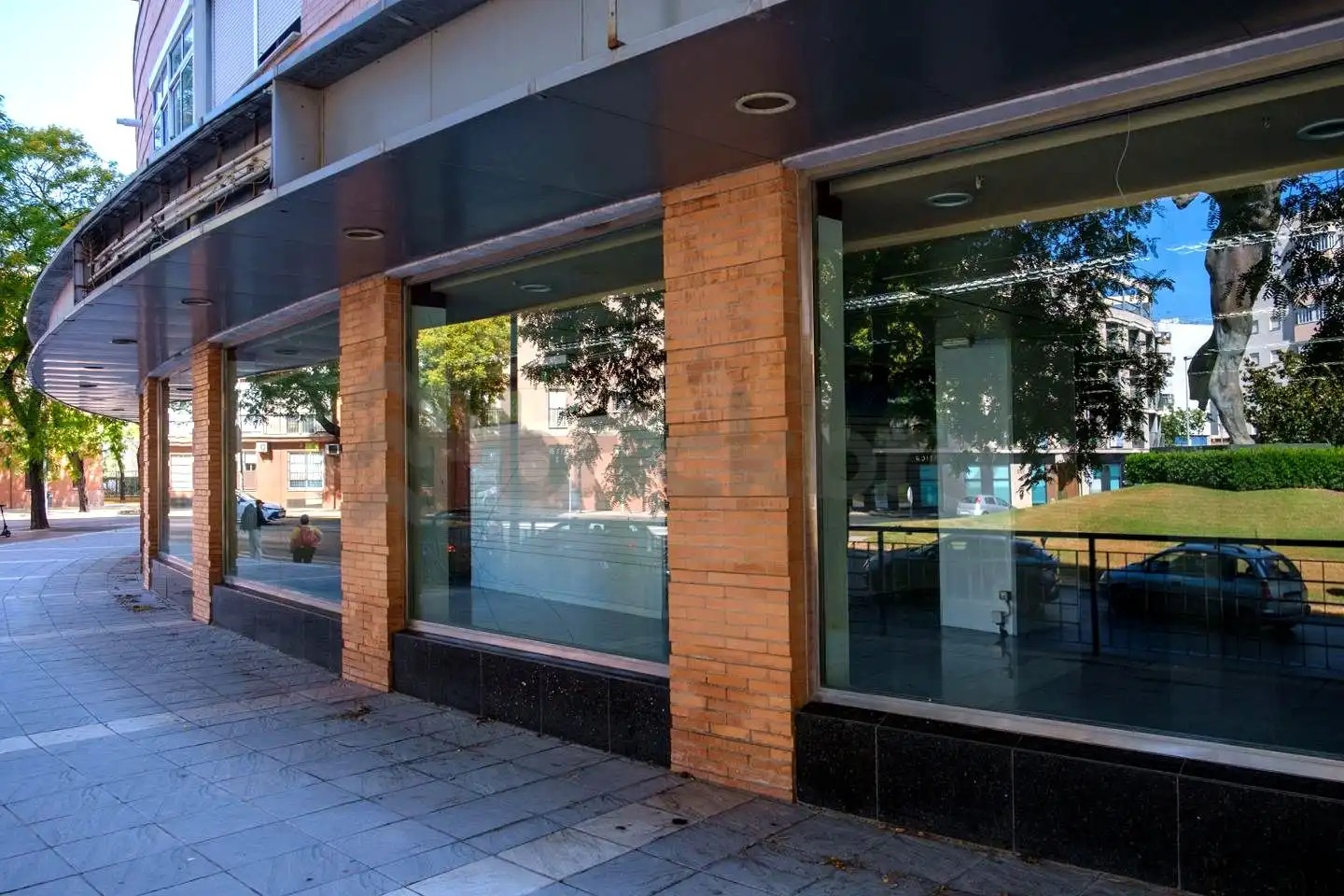 Gewerbefläche zum Verkauf in Avenida Nuestra Señora de la Paz, imagen 4