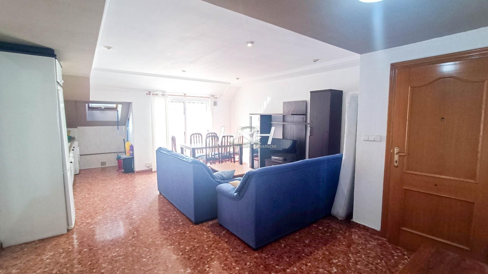 Sala d'estar de Àtic en venda en Burjassot amb Terrassa i Balcó