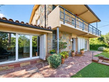Casa con piscina en venta en Camino Font de la Tartrana