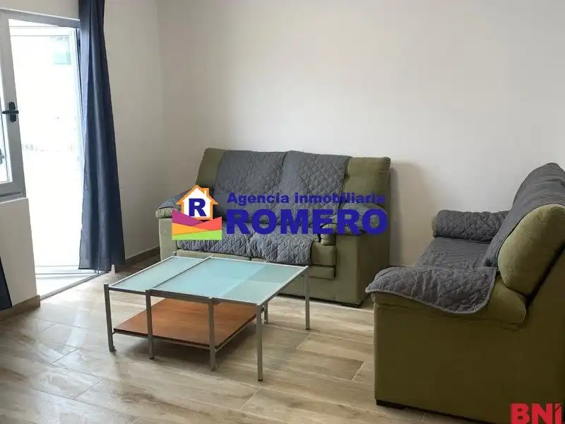 Wohnzimmer von Wohnung zur Miete in Porto do Son mit Möbliert