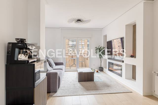 Piso en Alquiler en Paseo de la Reina Cristina en Pacífico