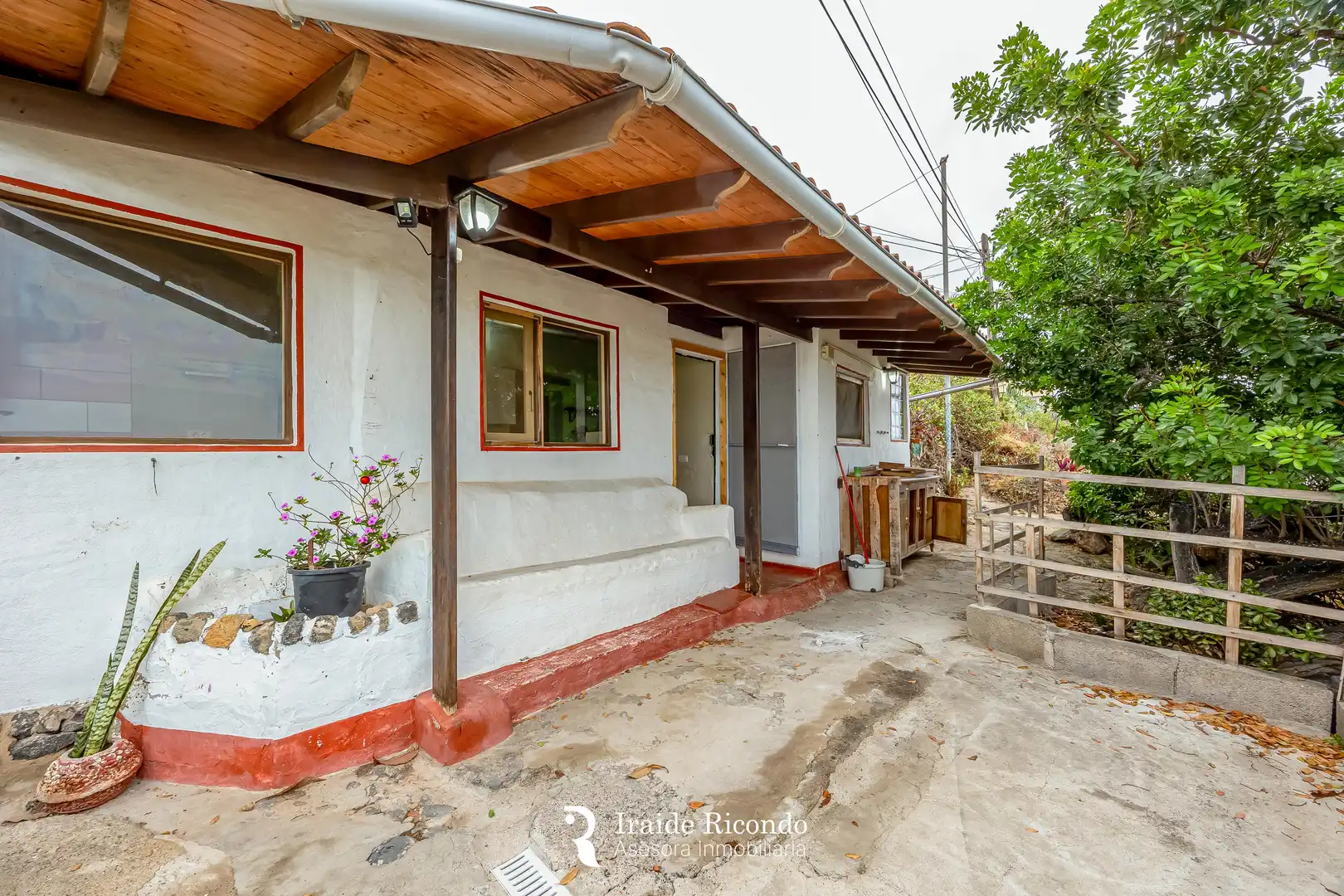 Vista exterior de Casa o xalet en venda en Arucas