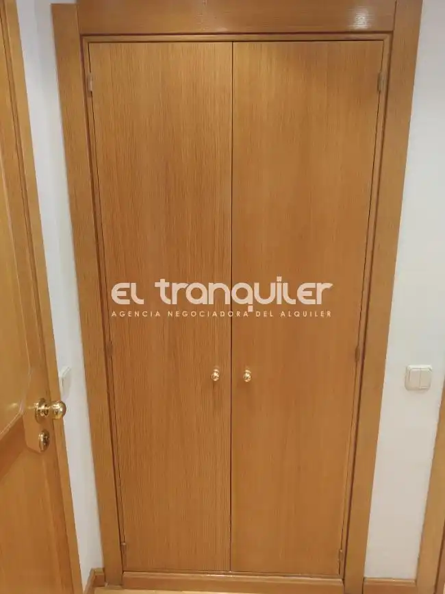 Wohnung zur Miete in Madrid mit Parkett, Schwimmbad und Möbliert