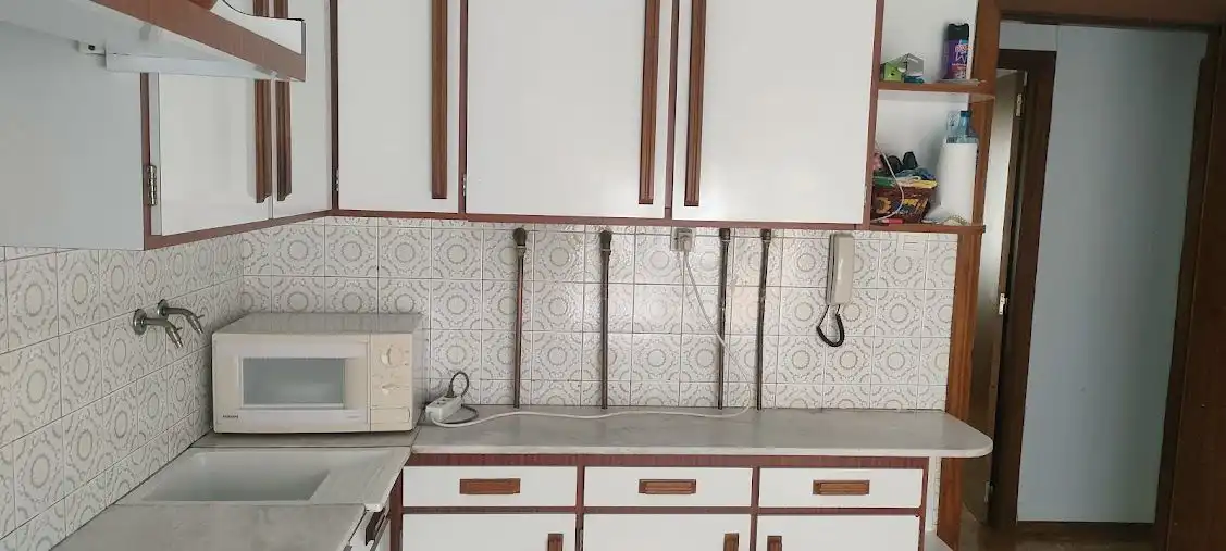 Cuina de Pis en venda en Gijón  amb Parquet
