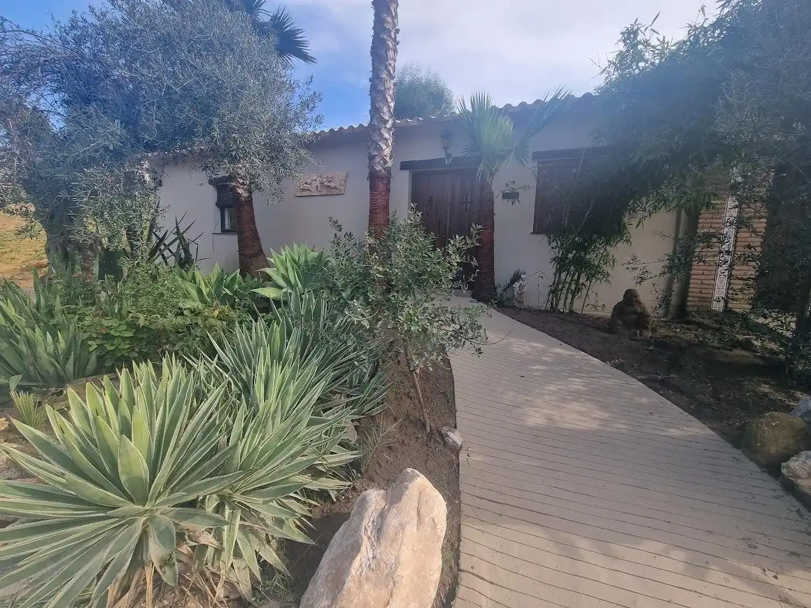 Vista exterior de Casa o chalet en venta en Alhaurín El Grande con Jardín privado y Piscina comunitaria