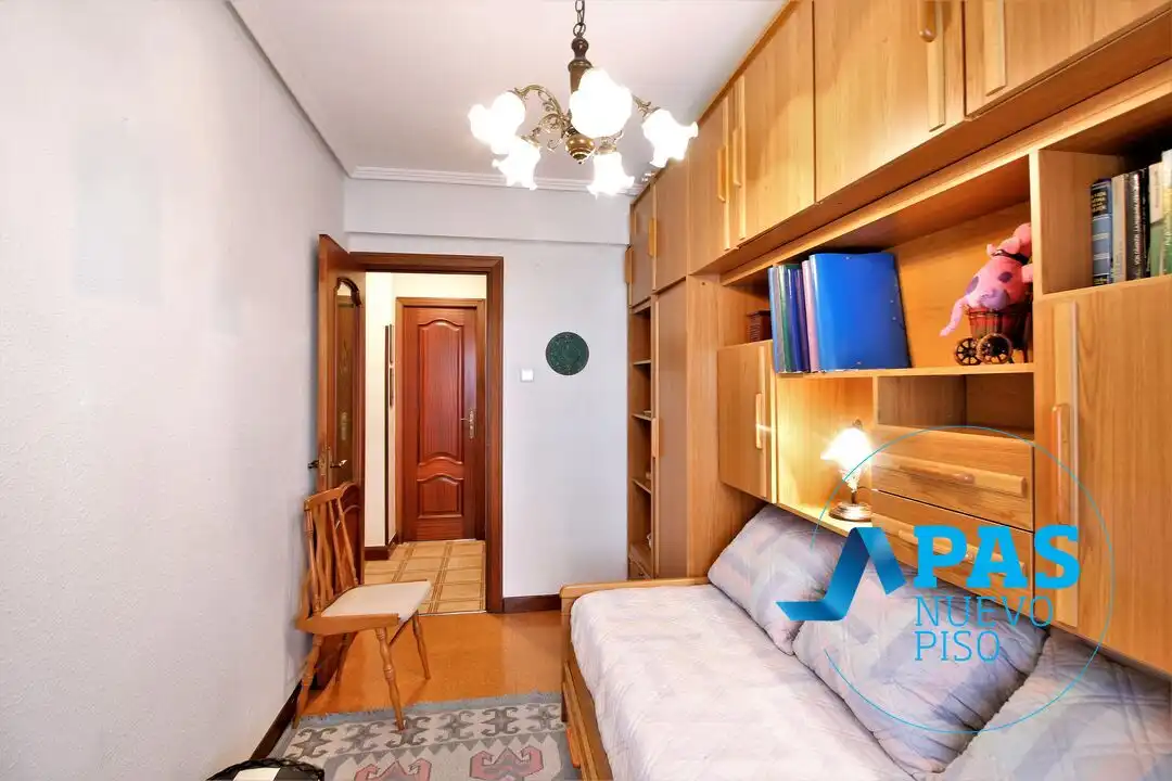 Habitación de Piso en venta en Camargo con Calefacción y Amueblado