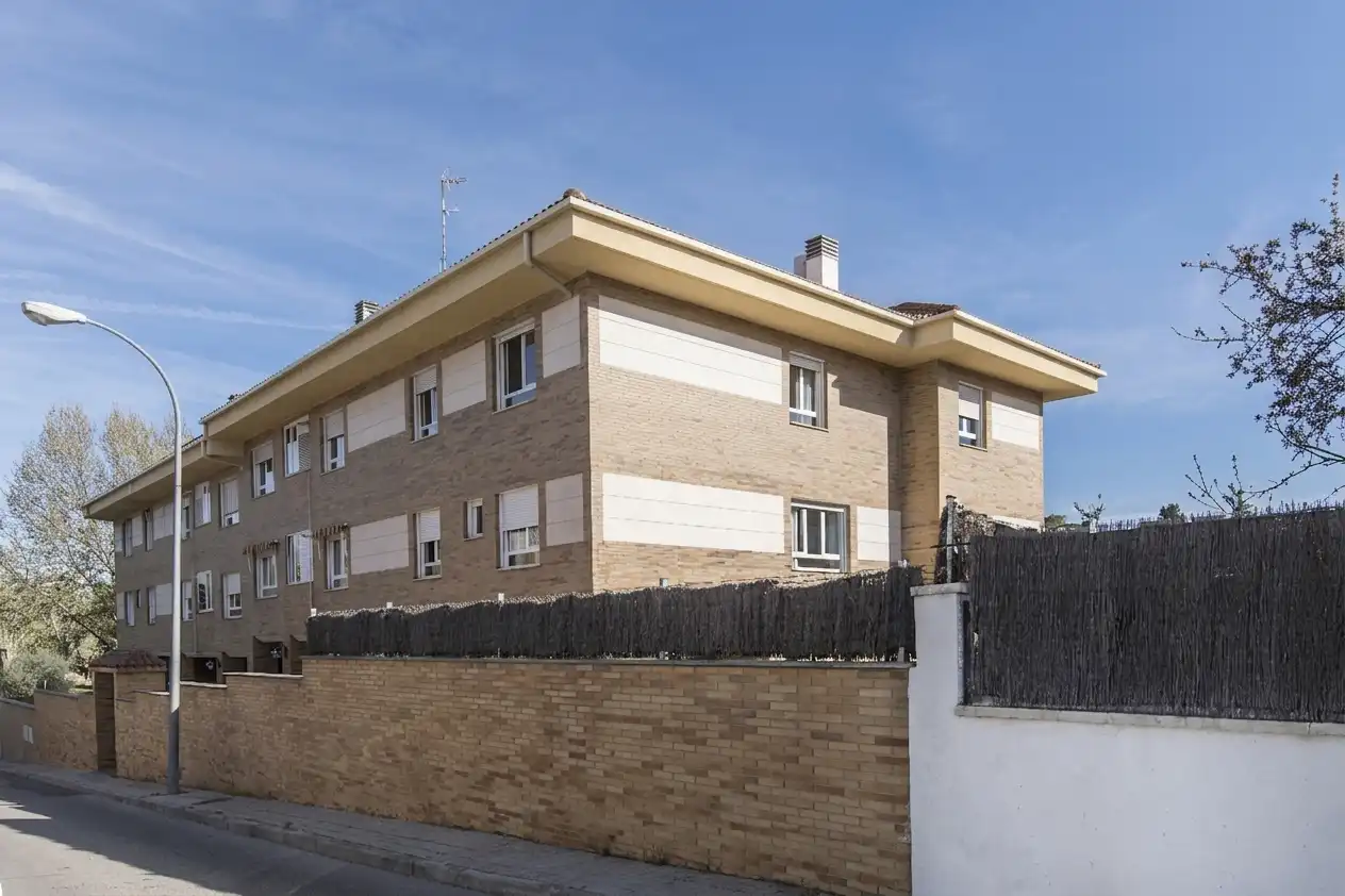 Vista exterior de Ático en venta en Pozuelo de Alarcón con Aire acondicionado, Calefacción y Terraza