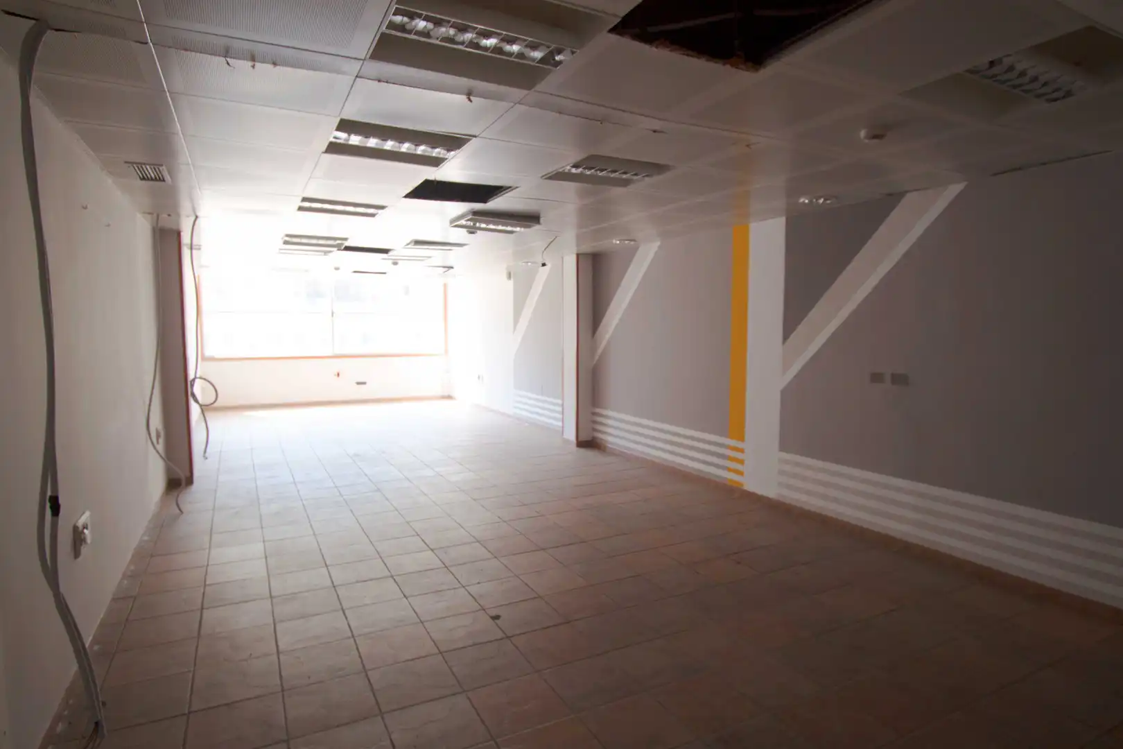 Office space with lift for sale in Avenida Juan XXIII, imagen 18