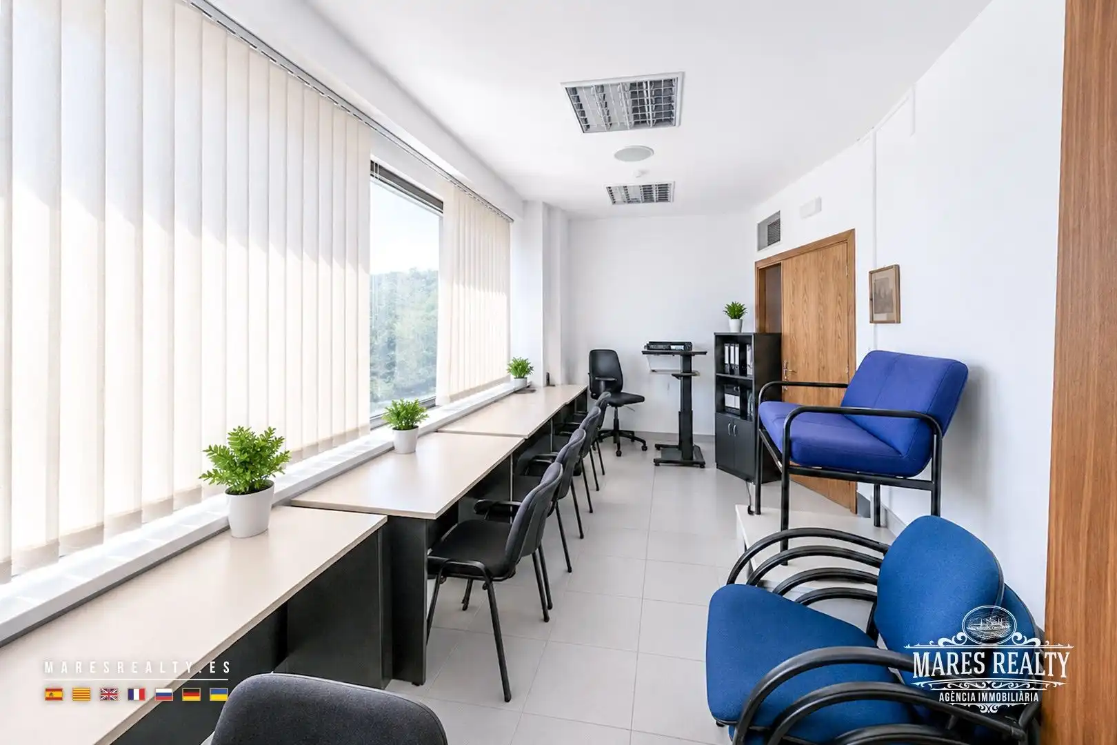 Commercial properties for rent in Lloret de Mar  with Air Conditioner