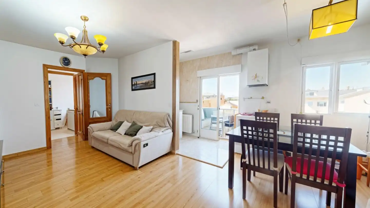 Sala de estar de Piso en venta en Madrid con Calefacción y Balcón