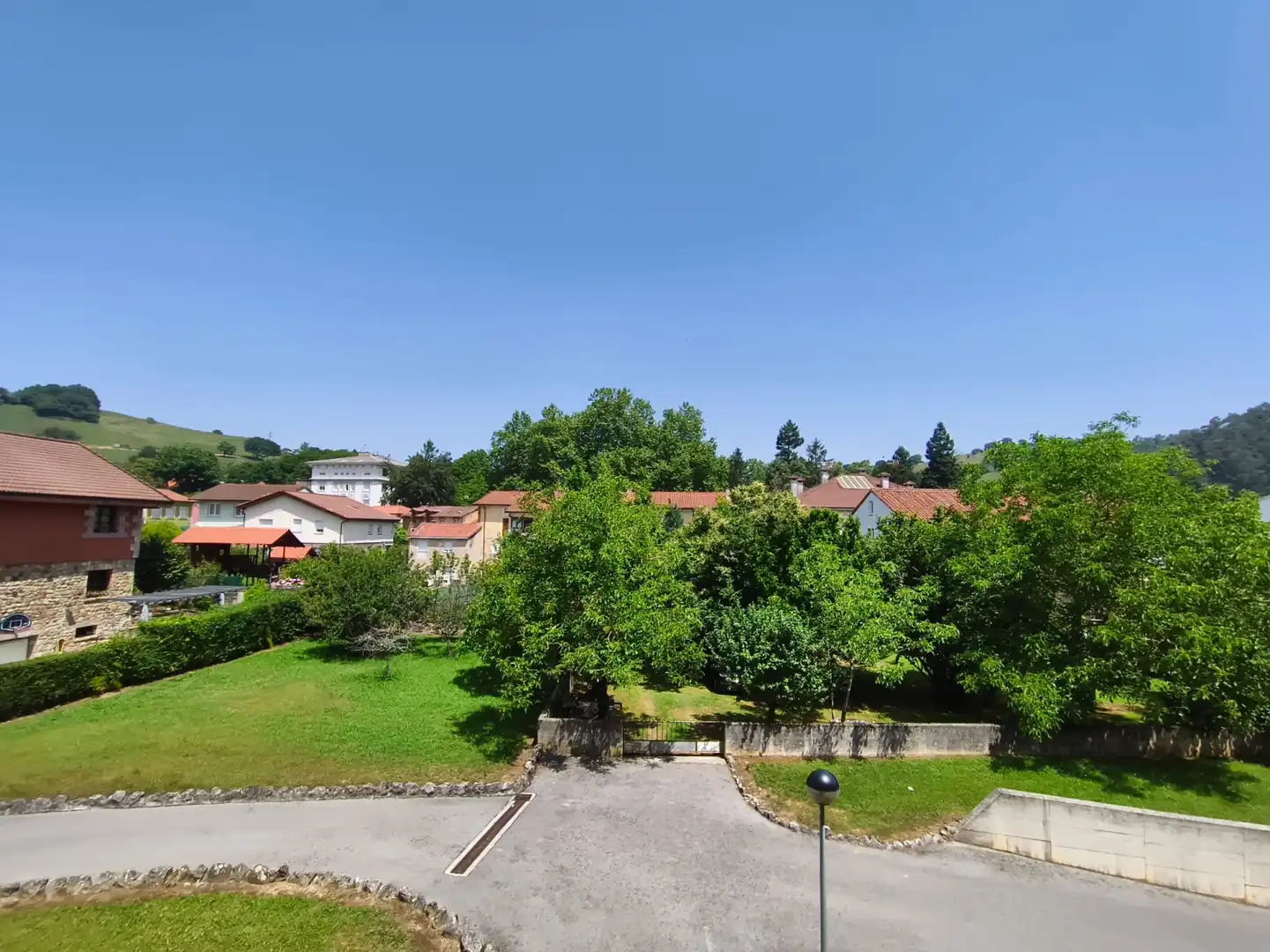 Vista exterior de Piso de alquiler en Liérganes con Calefacción, Parquet y Amueblado