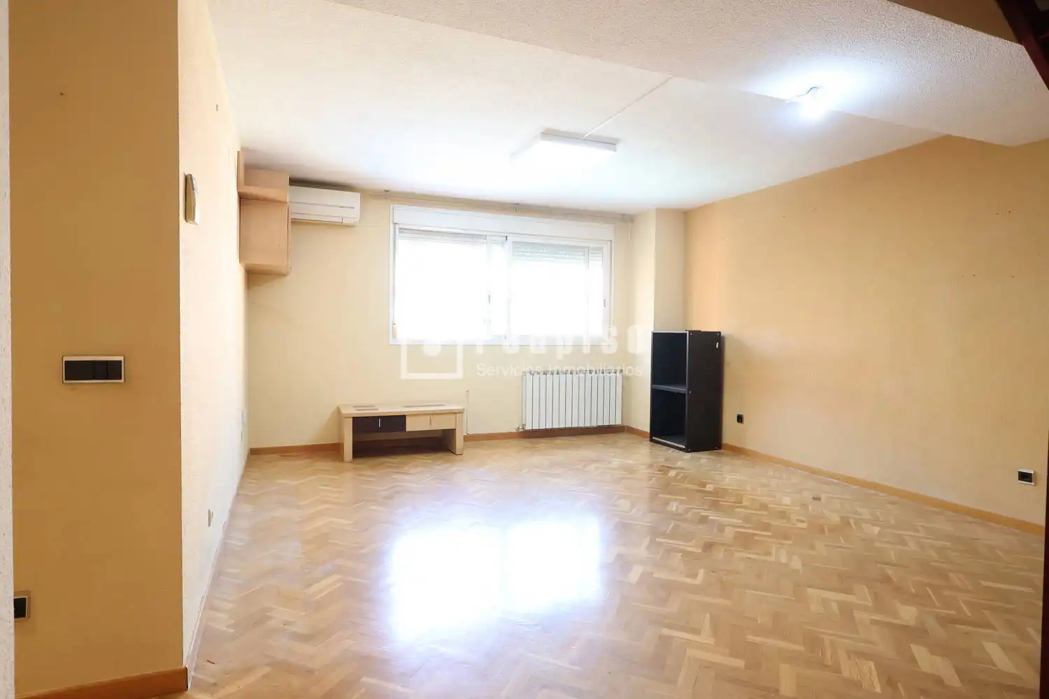 Duplexes for sale in Madrid  with Air Conditioner, Heating and Private garden