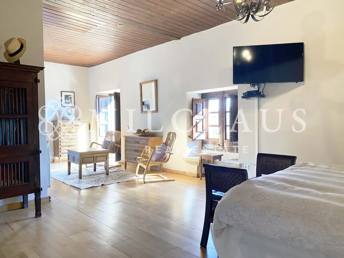 Sala d'estar de Finca rústica en venda en Talamanca amb Aire condicionat, Calefacció i Jardí privat