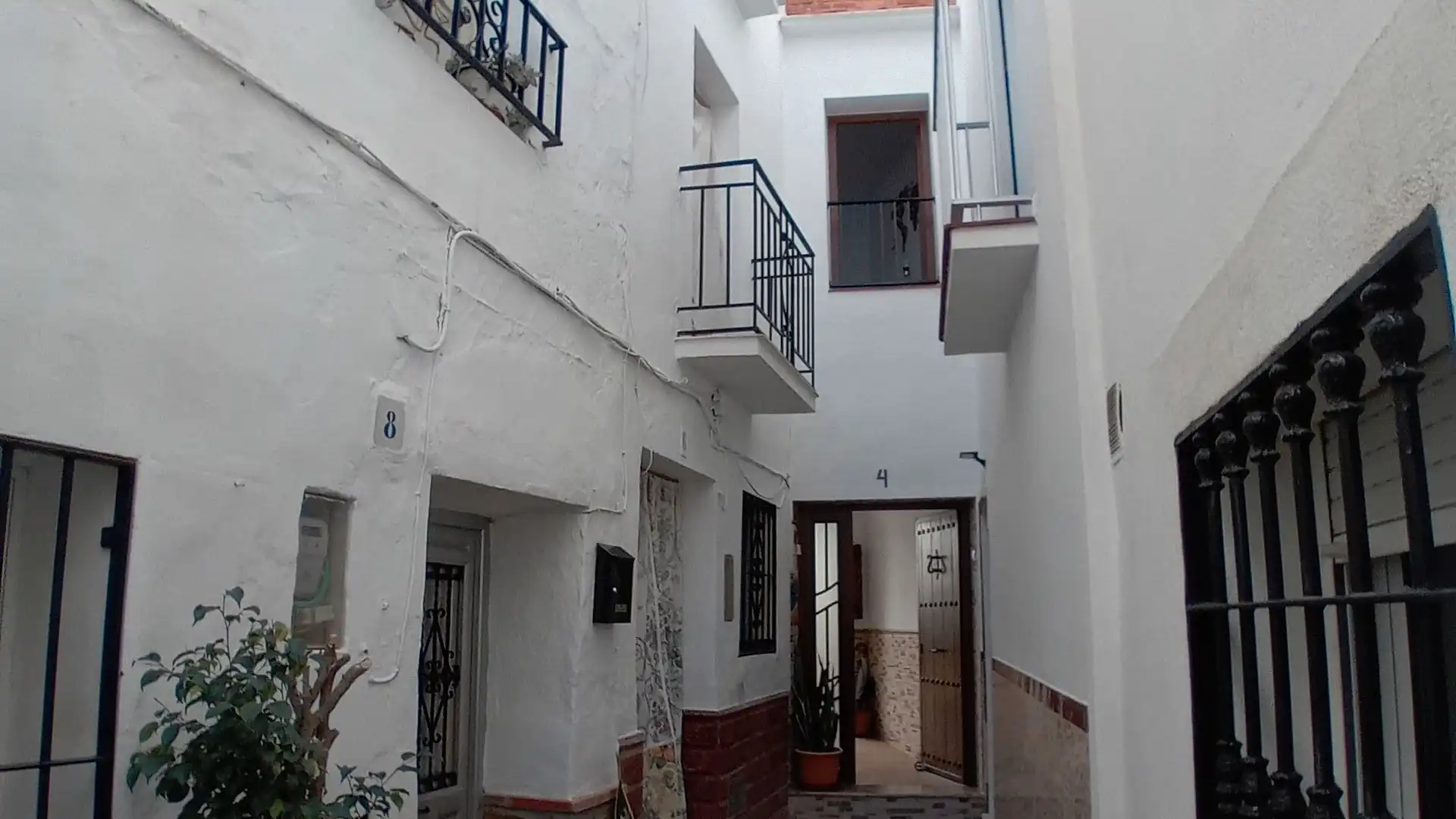 Vista exterior de Casa adosada en venta en Tolox con Terraza, Amueblado y Balcón