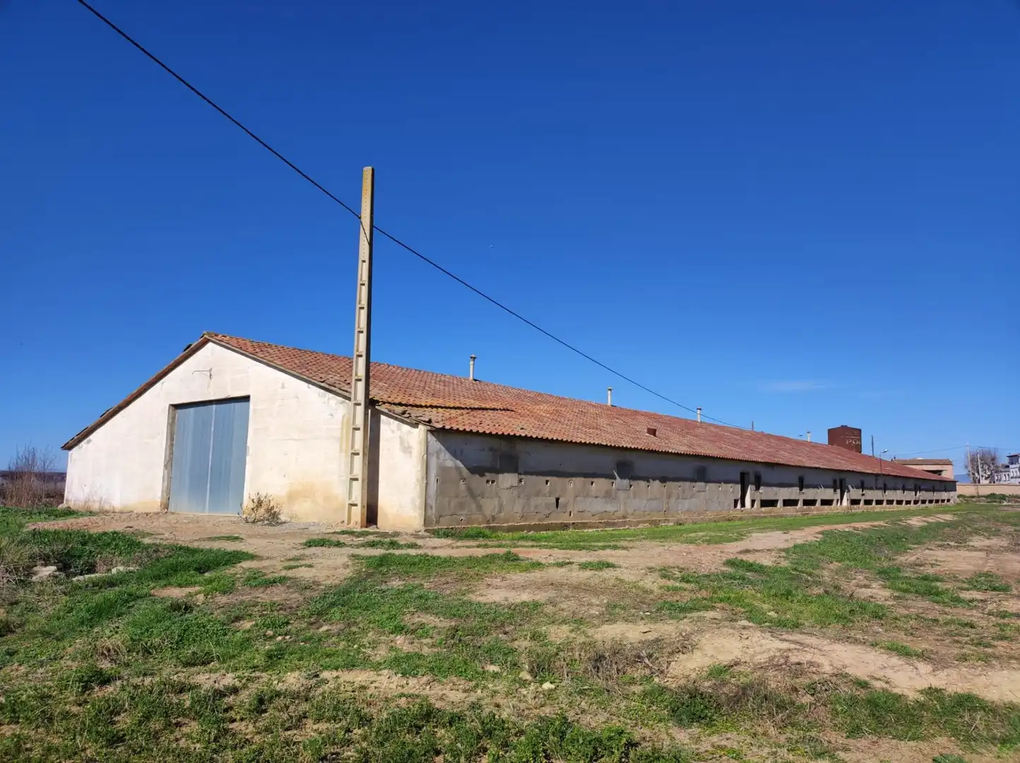 Local comercial en venda a Pueyo de Santa Cruz
