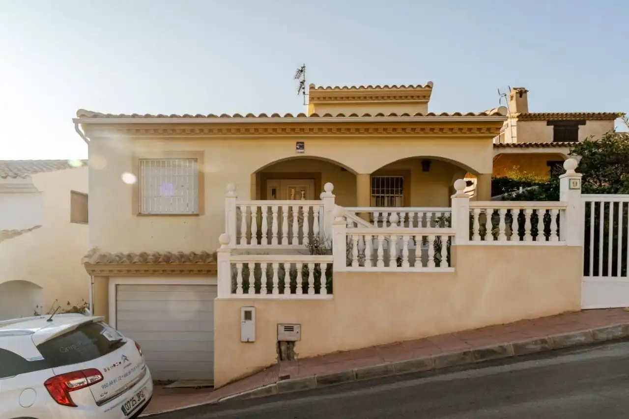 Vista exterior de Casa o xalet en venda en Pulpí amb Traster i Piscina