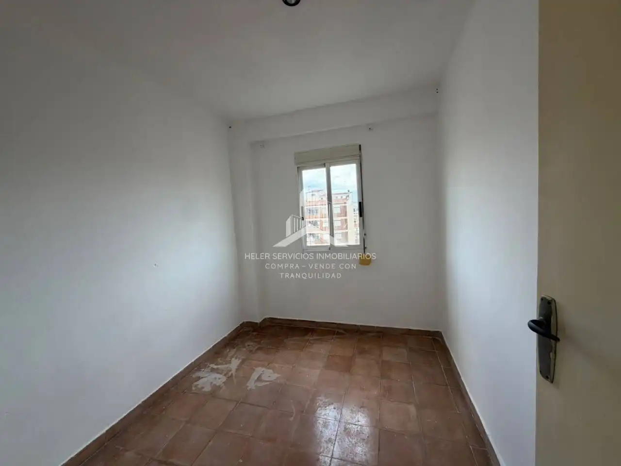 Schlafzimmer von Wohnung zum Verkauf in Castellón de la Plana / Castelló de la Plana mit Balkon