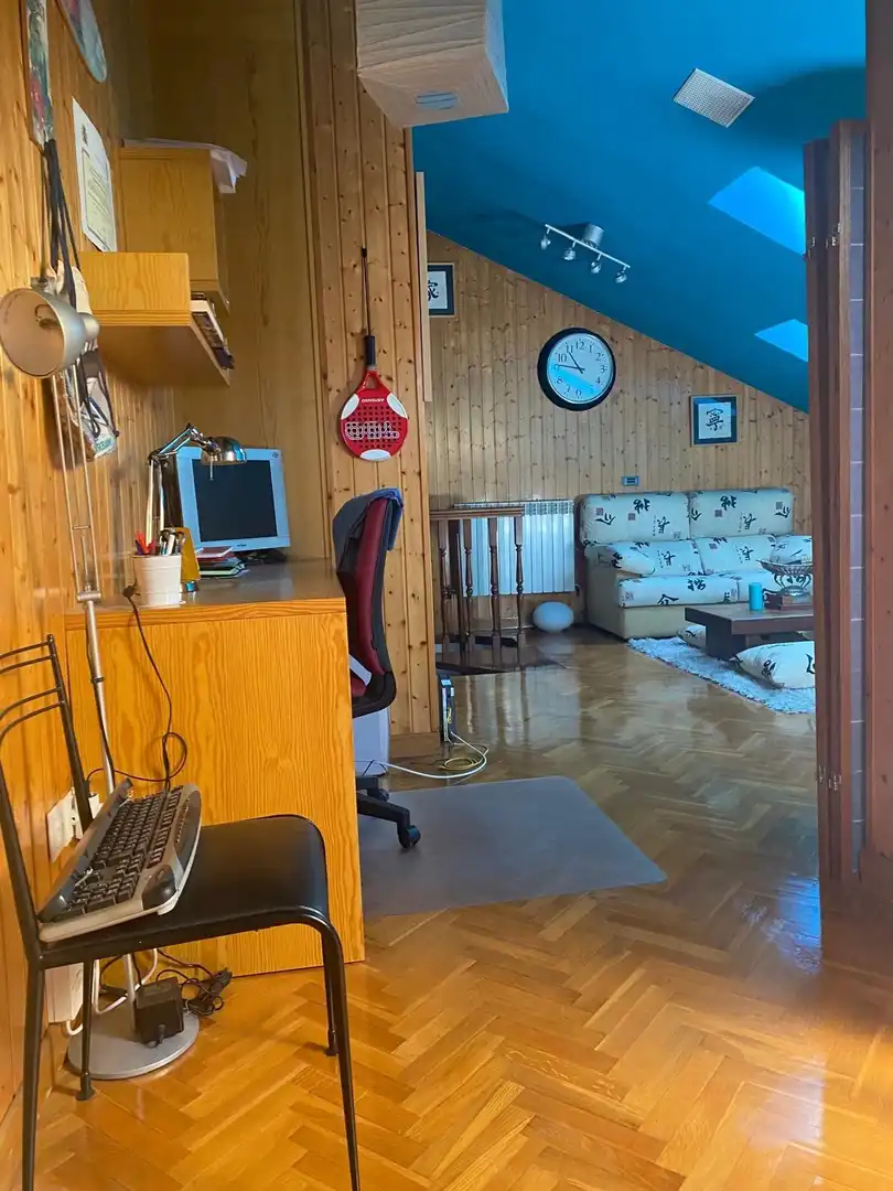 Sala de estar de Dúplex en venta en Palencia con Calefacción y Parquet