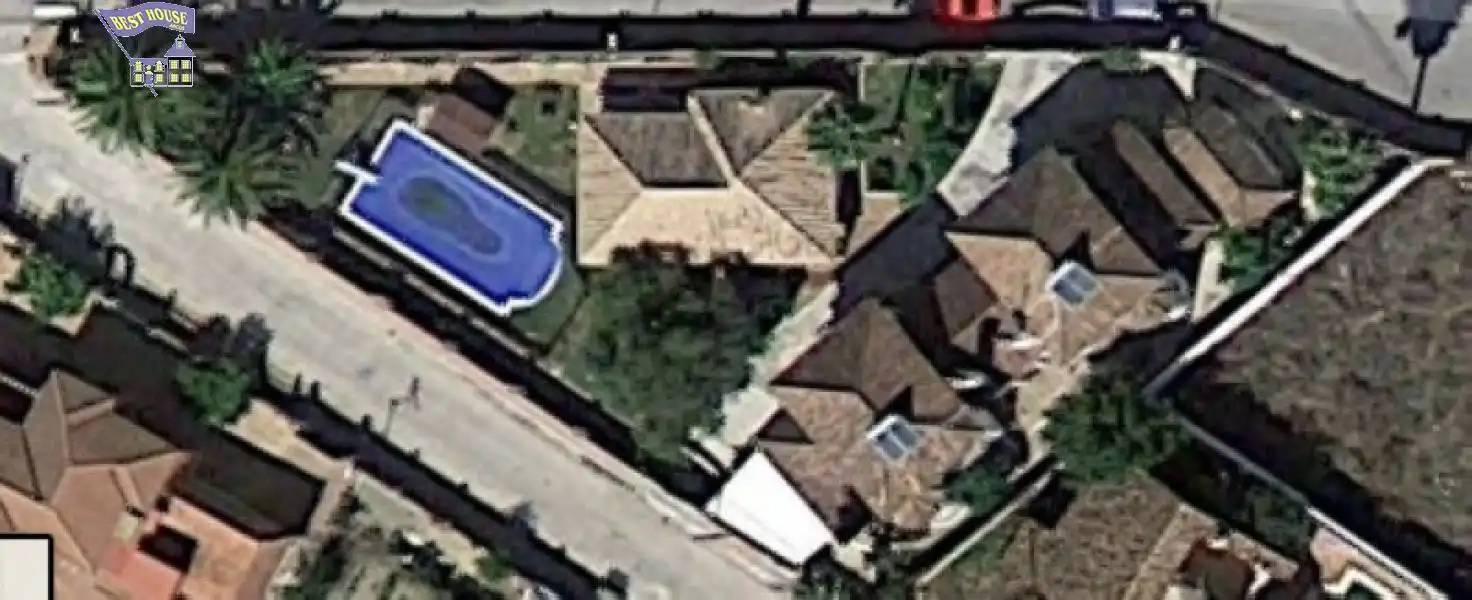 Vista exterior de Casa o xalet en venda en Arcos de la Frontera amb Aire condicionat, Jardí privat i Traster