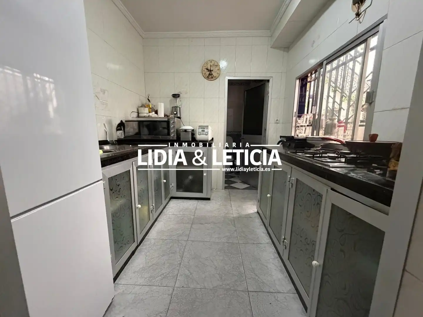 Cuina de Casa o xalet en venda en Alcalá de Guadaira amb Aire condicionat