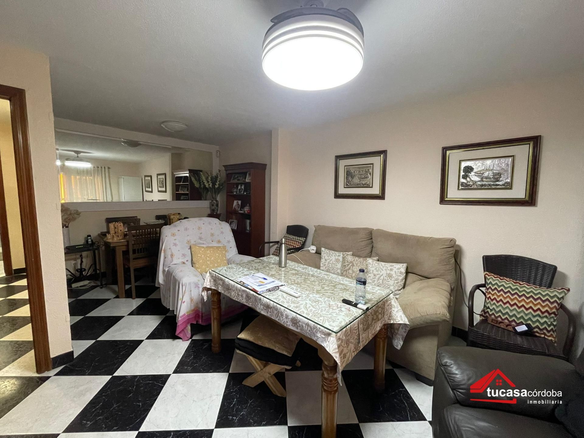 Flat for sale in Poniente-Norte - Miralbaida - Parque Azahara